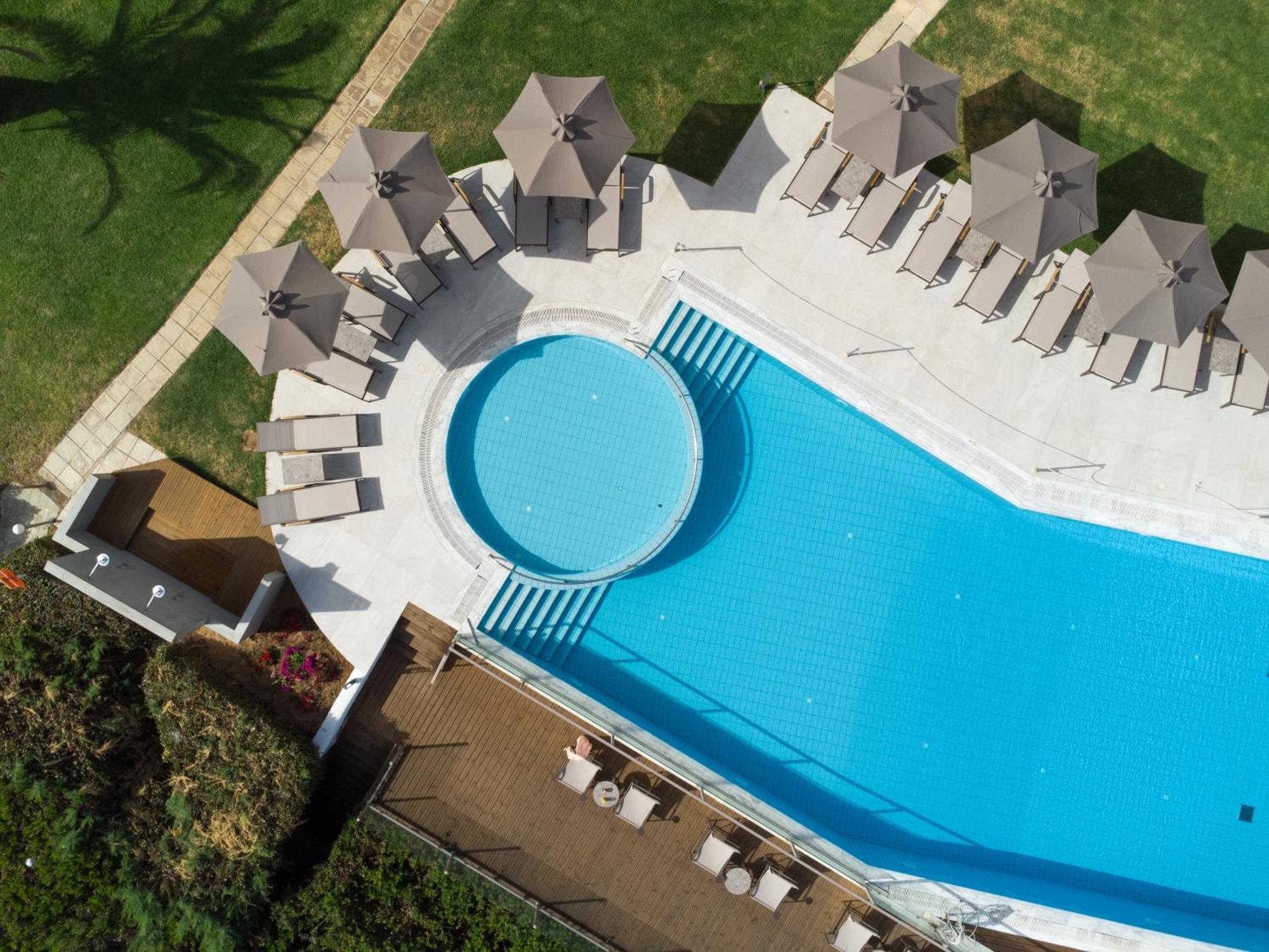 Niforeika Beach Hotel מראה חיצוני תמונה