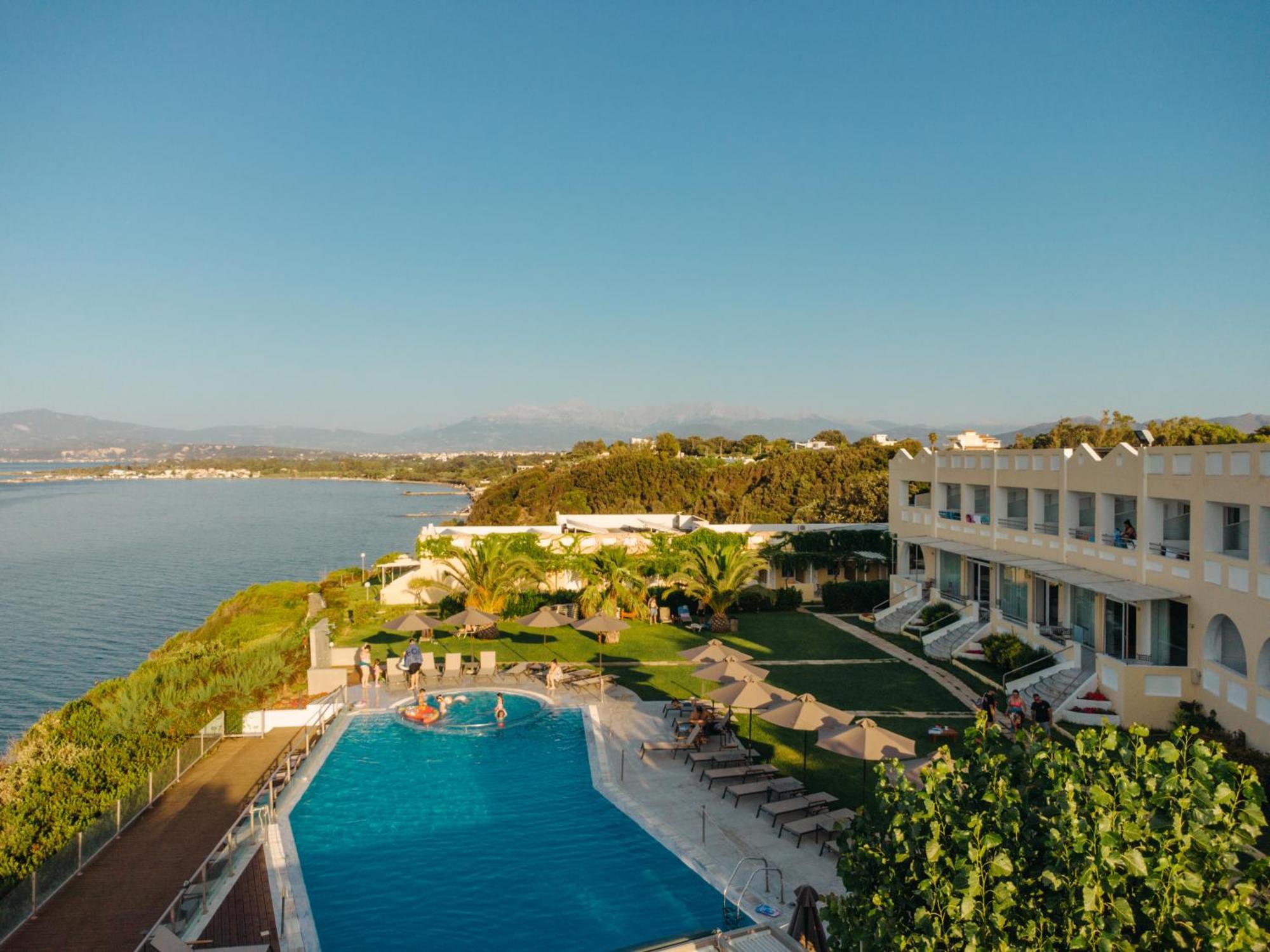 Niforeika Beach Hotel מראה חיצוני תמונה