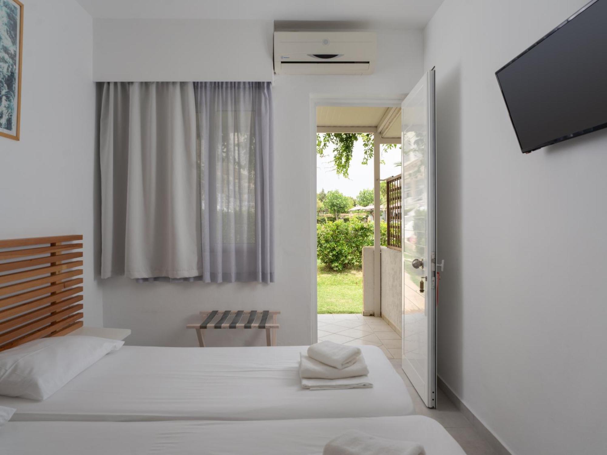 Niforeika Beach Hotel מראה חיצוני תמונה